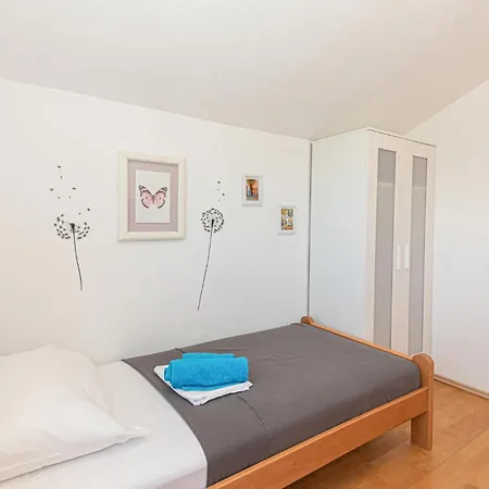 In With Wifi Primosten