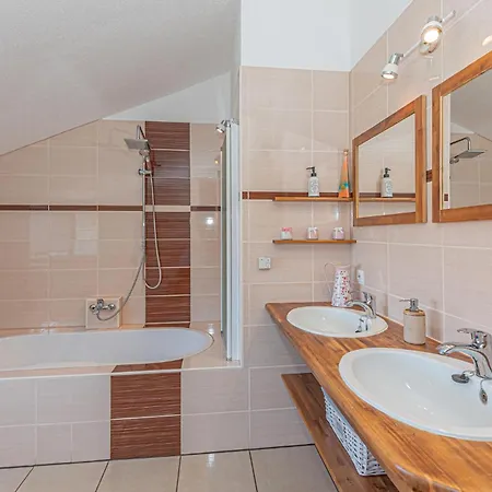 In With Wifi Primosten