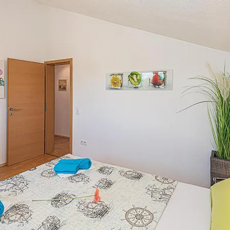 In With Wifi Holiday home *