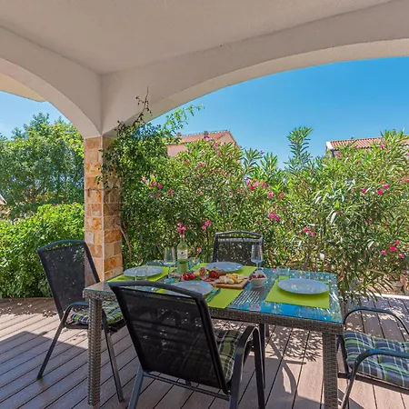 Casa vacanze In With Wifi Primošten