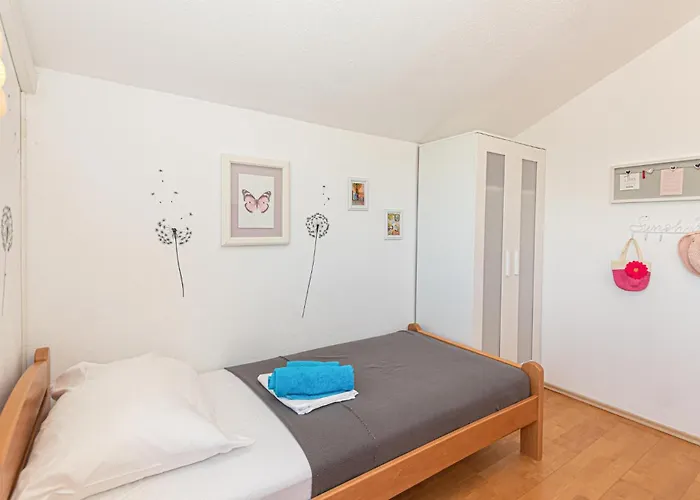 In With Wifi Primošten