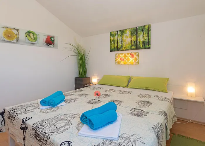 In With Wifi Primošten